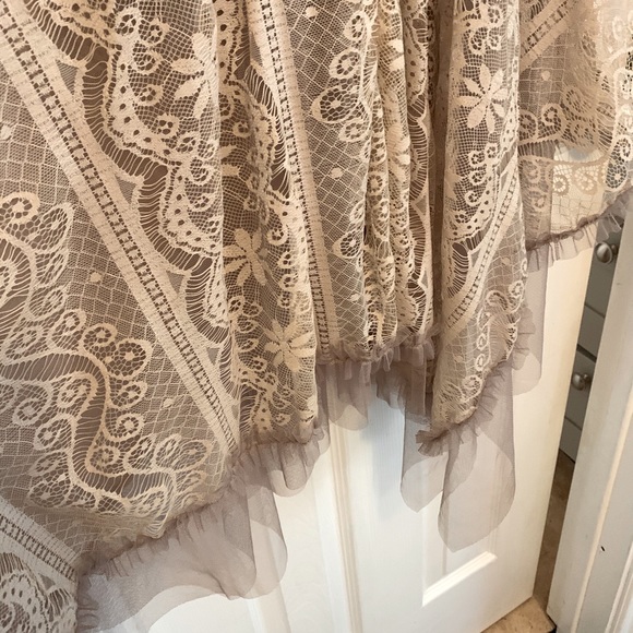 Boutique lace dress- size S - Picture 4 of 5